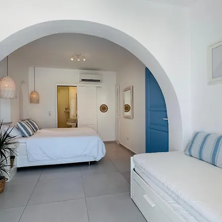 Sandora Rooftop House Apartmanhotel