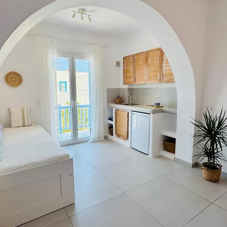 Sandora Rooftop House Apartmanhotel 3*